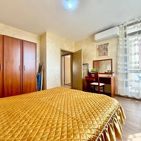 Bratanov Ashton Hall Apartamento